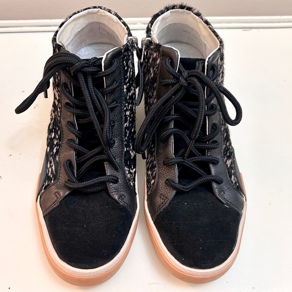 Dolce Vita Black Zoel High Top Lace Up Sneakers  Spotted Calf Hair  Size 7.5 - Picture 2 of 11
